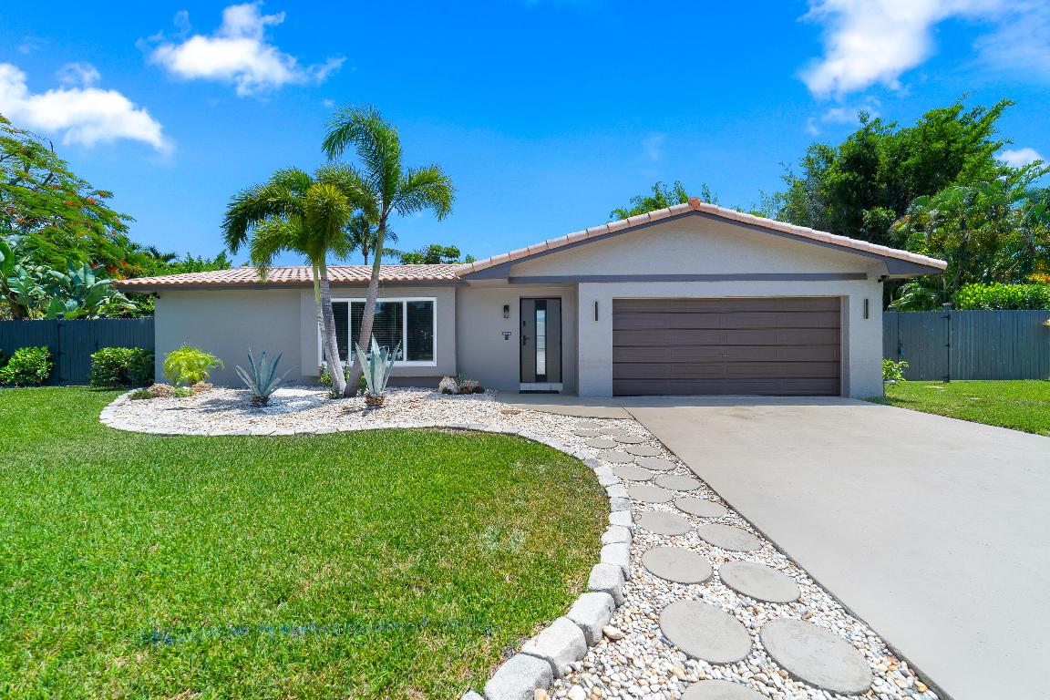 BOCA RATON SQUARE UNIT 19 - Residential