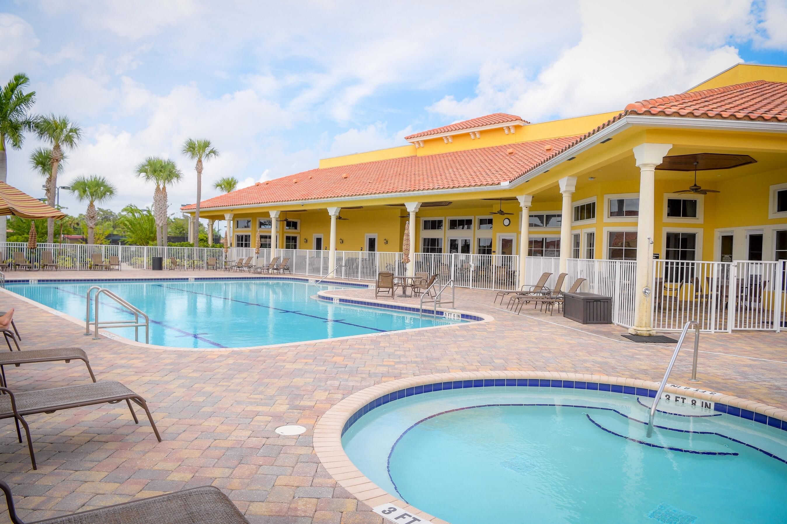 WOODFIELD PD PHASE 1 LOT 215 PBI 20-50 - Residential