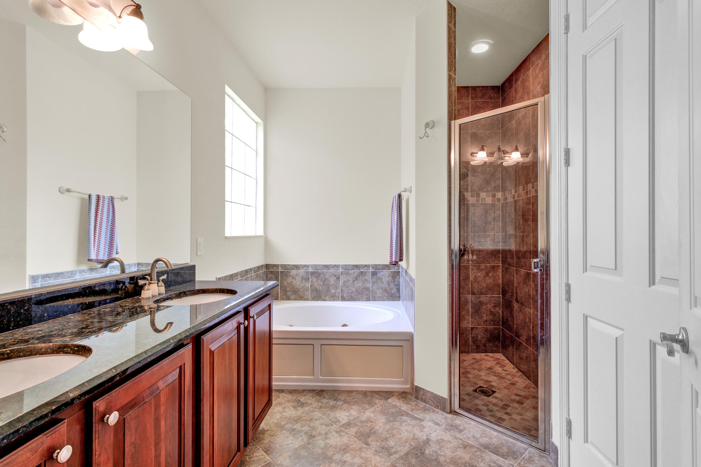 WOODFIELD PD PHASE 1 LOT 215 PBI 20-50 - Residential