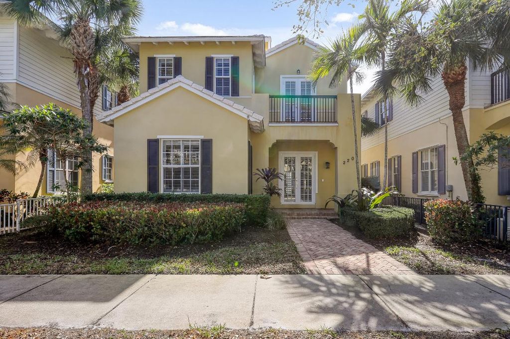 Photo of 220 W Bay Cedar Circle, Jupiter, FL 33458 (MLS # R10959294)