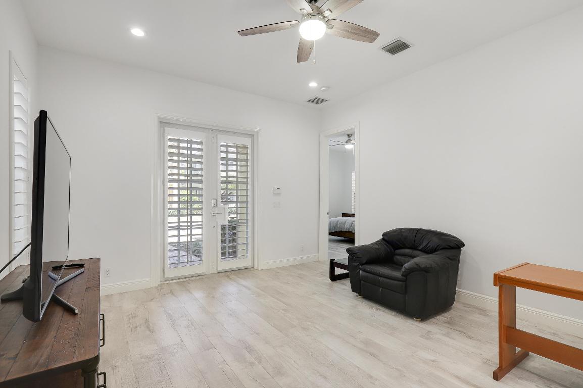 BOTANICA - Residential Lease