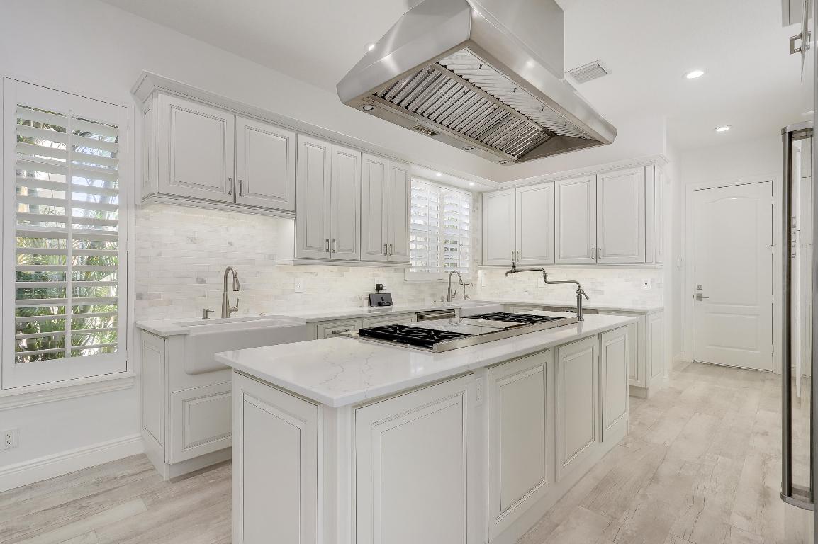 BOTANICA - Residential Lease