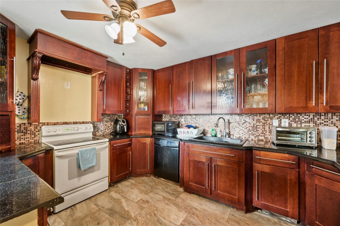 The Hamptons - Residential