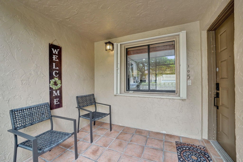 Photo of 310 Lakeview Drive #105, Weston, FL 33326 (MLS # B26082555)