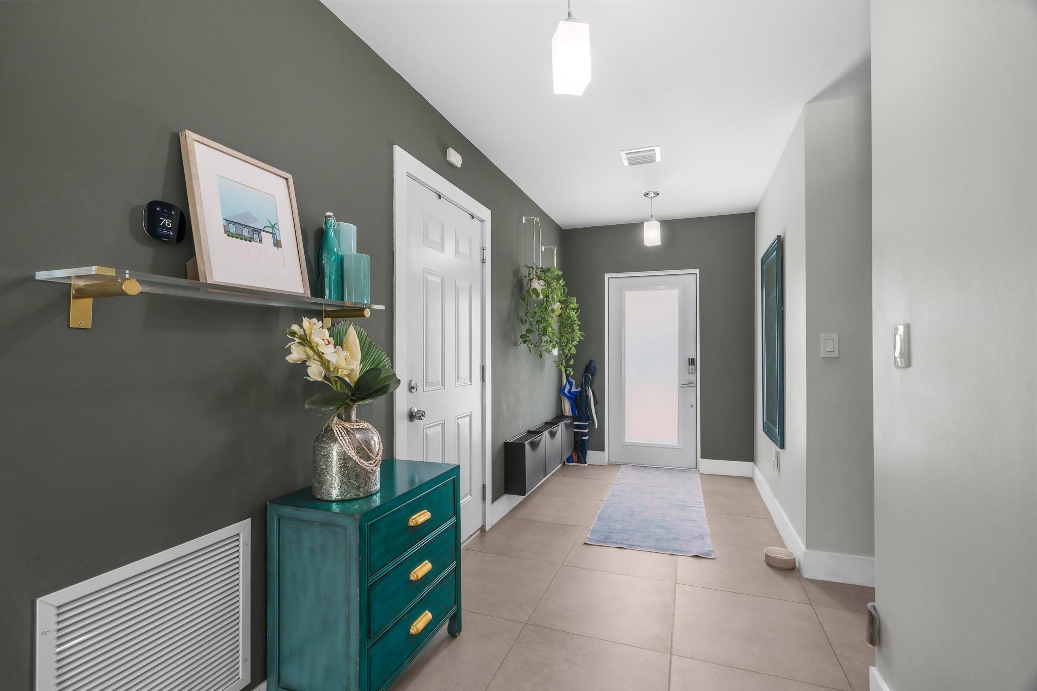 121 NW 45th St