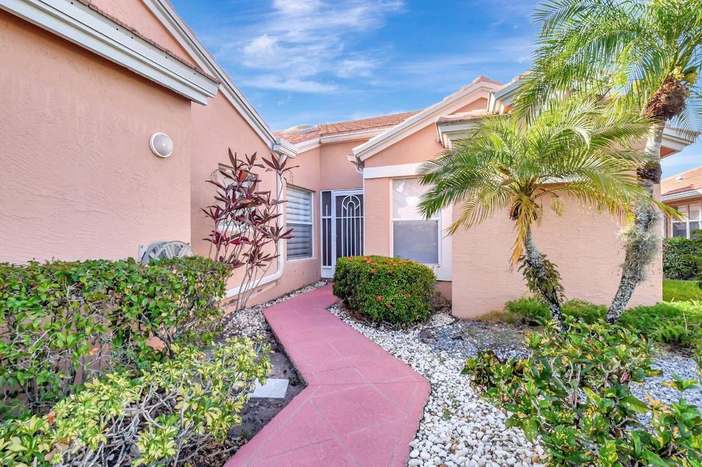 Photo of 5707 Royal Lake Circle, Boynton Beach, FL 33437 (MLS # R11089029)