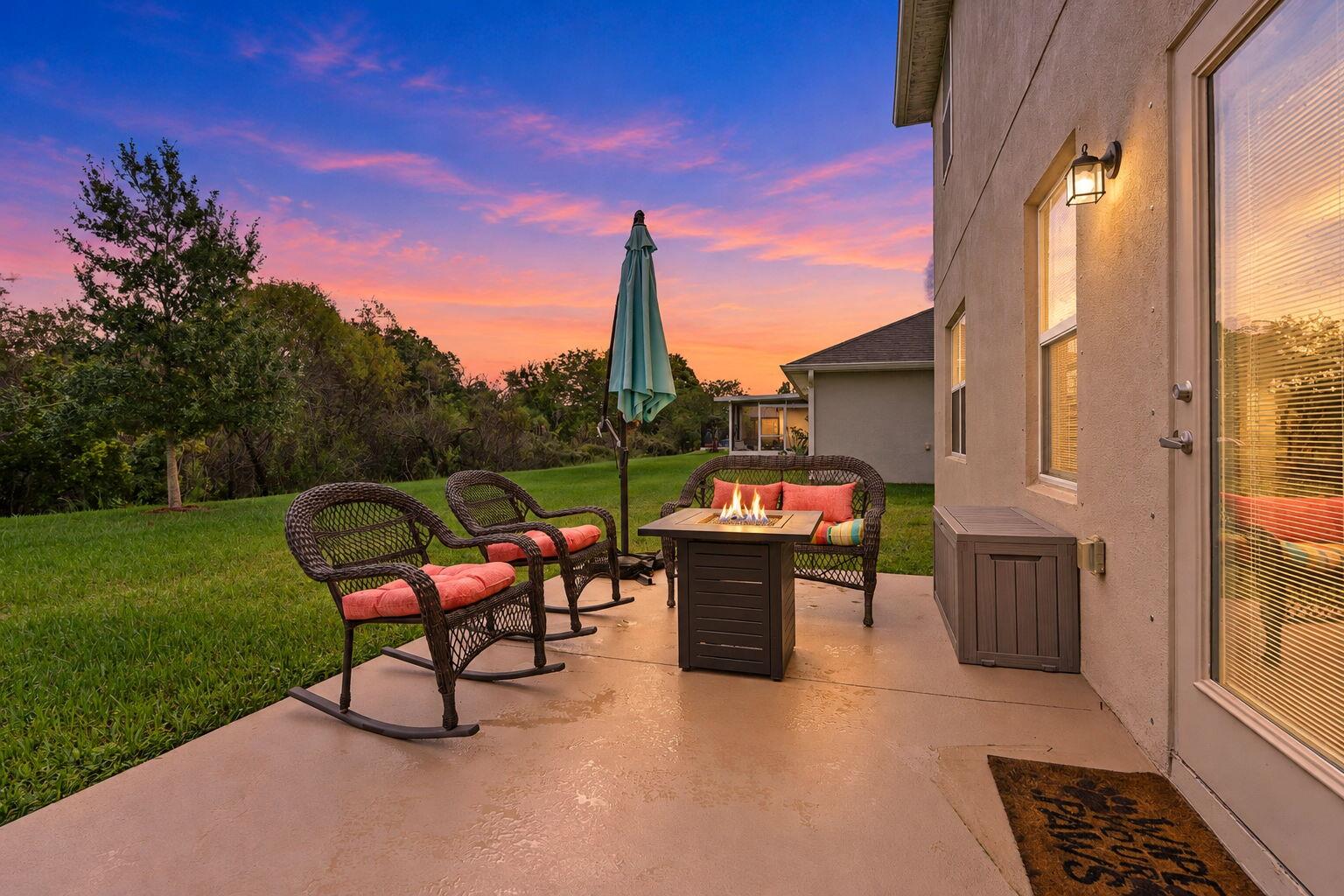 861 NE Whistling Duck Way