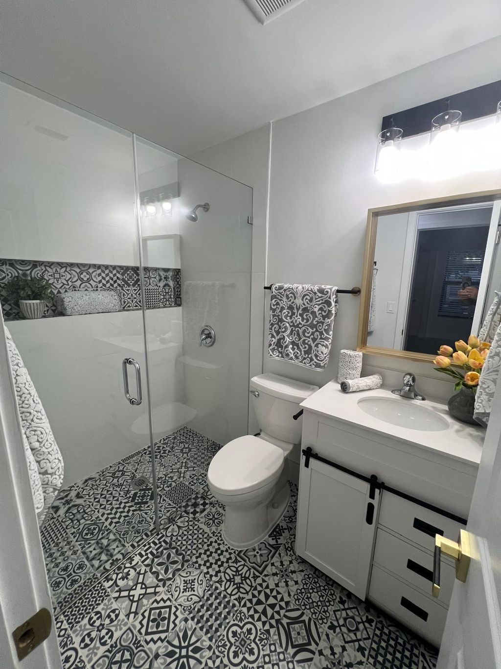 Photo of 1122 Woodbine Road, West Palm Beach, FL 33417 (MLS # R11162217)