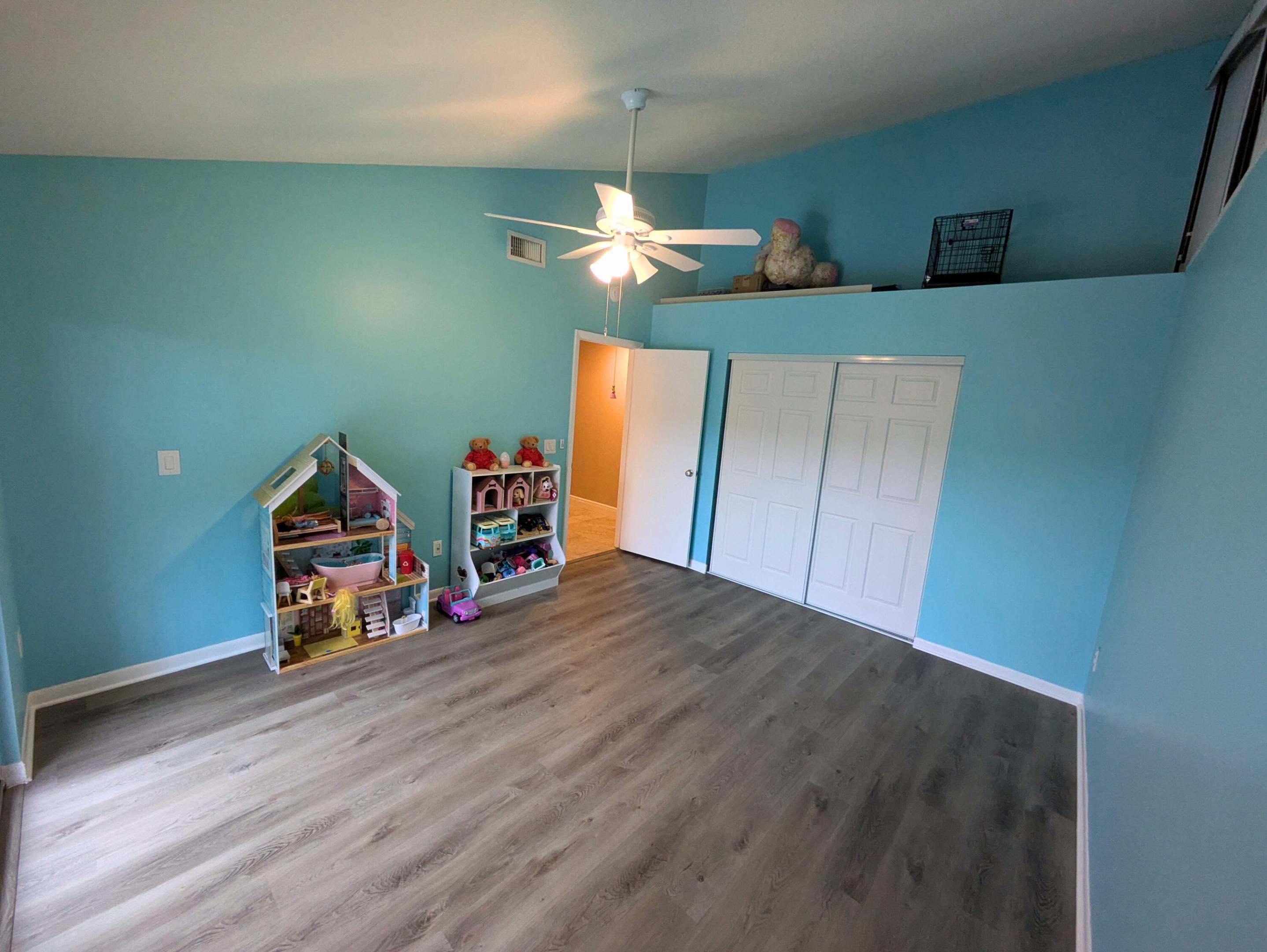 WESTWOOD GARDENS 3 - Residential