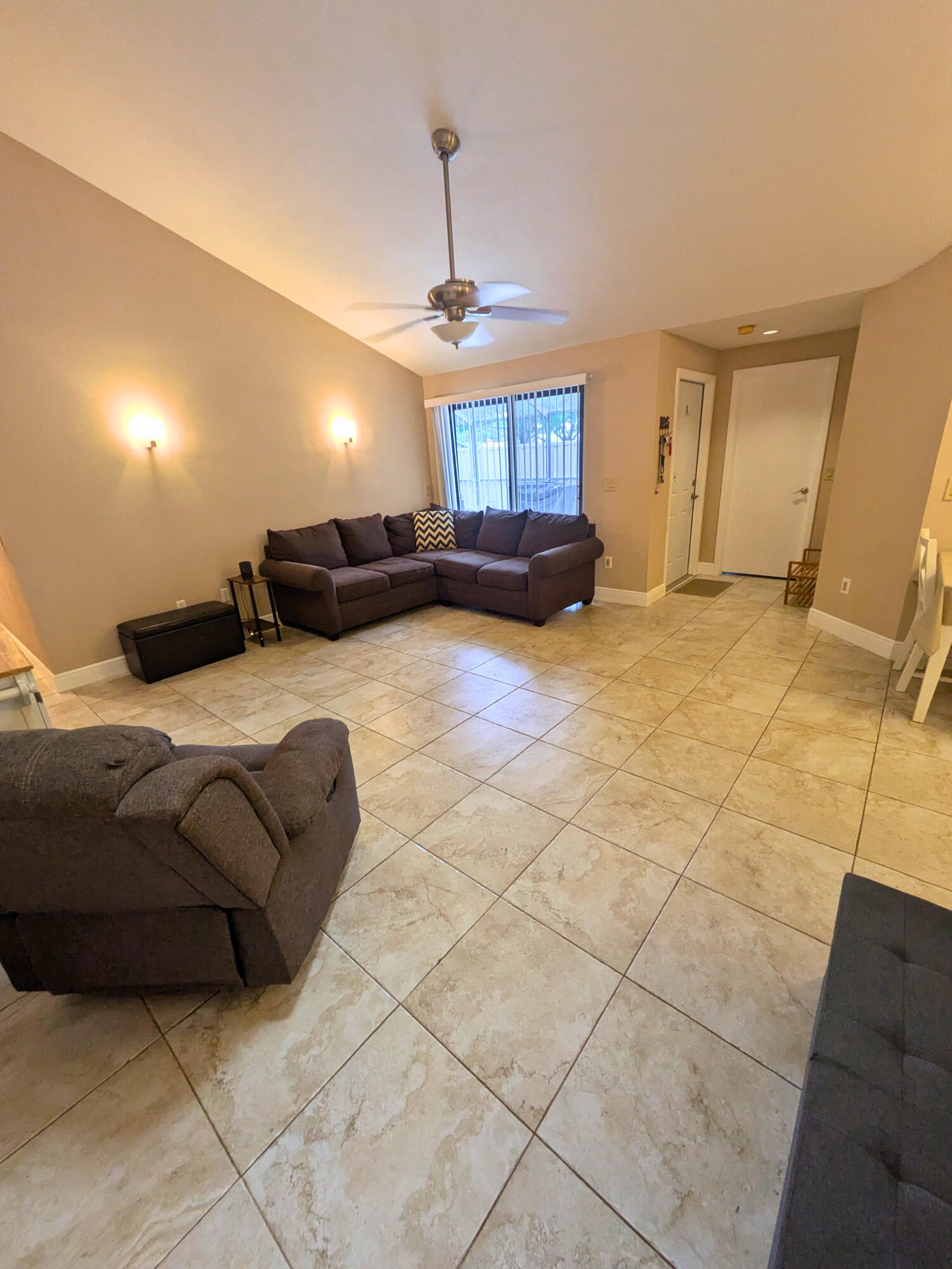 WESTWOOD GARDENS 3 - Residential