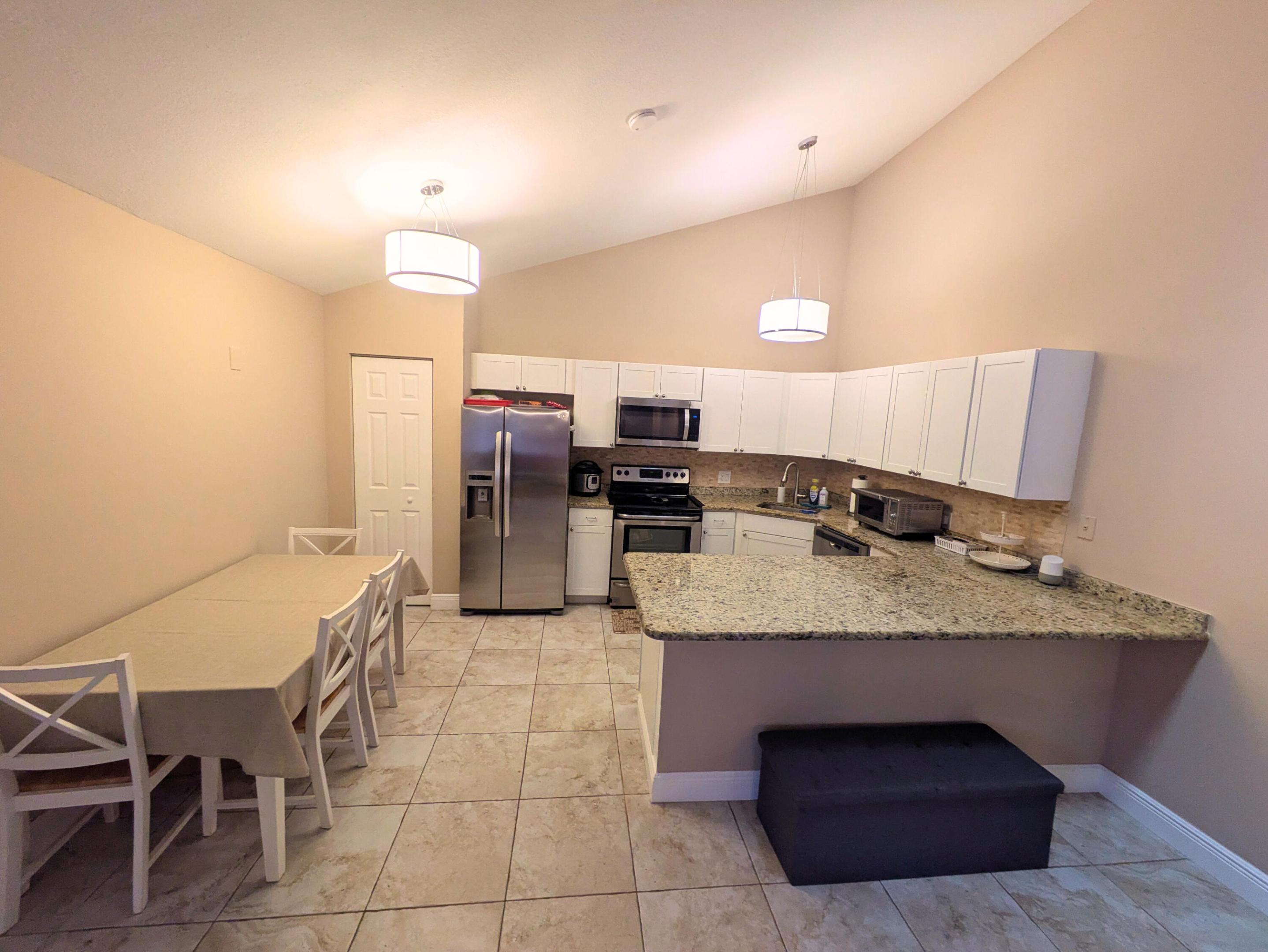 WESTWOOD GARDENS 3 - Residential