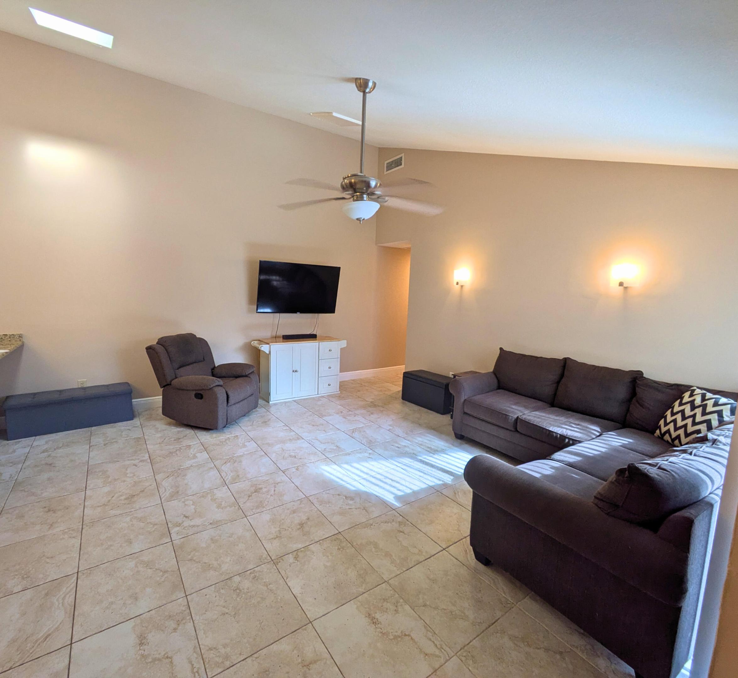 WESTWOOD GARDENS 3 - Residential