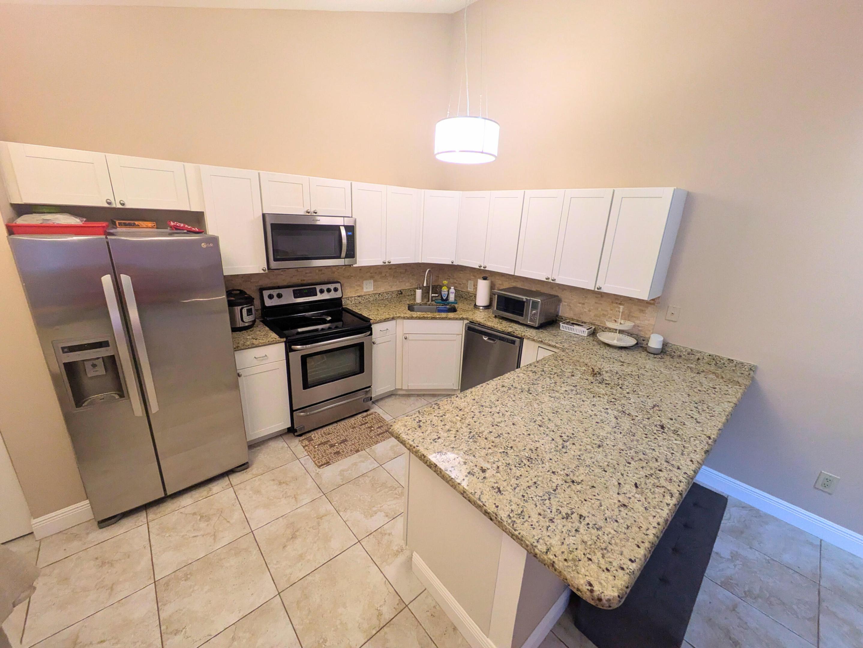 WESTWOOD GARDENS 3 - Residential