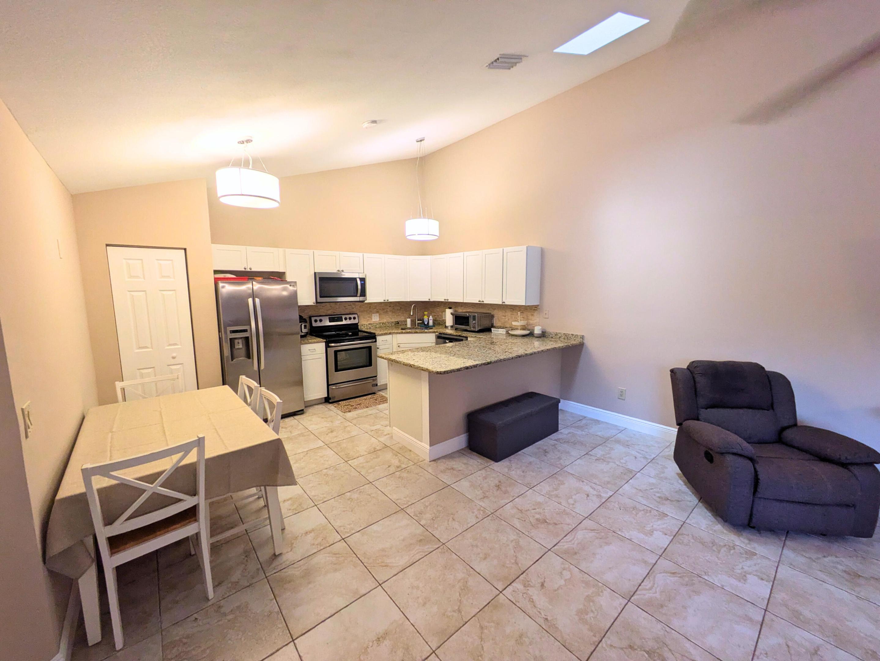 WESTWOOD GARDENS 3 - Residential