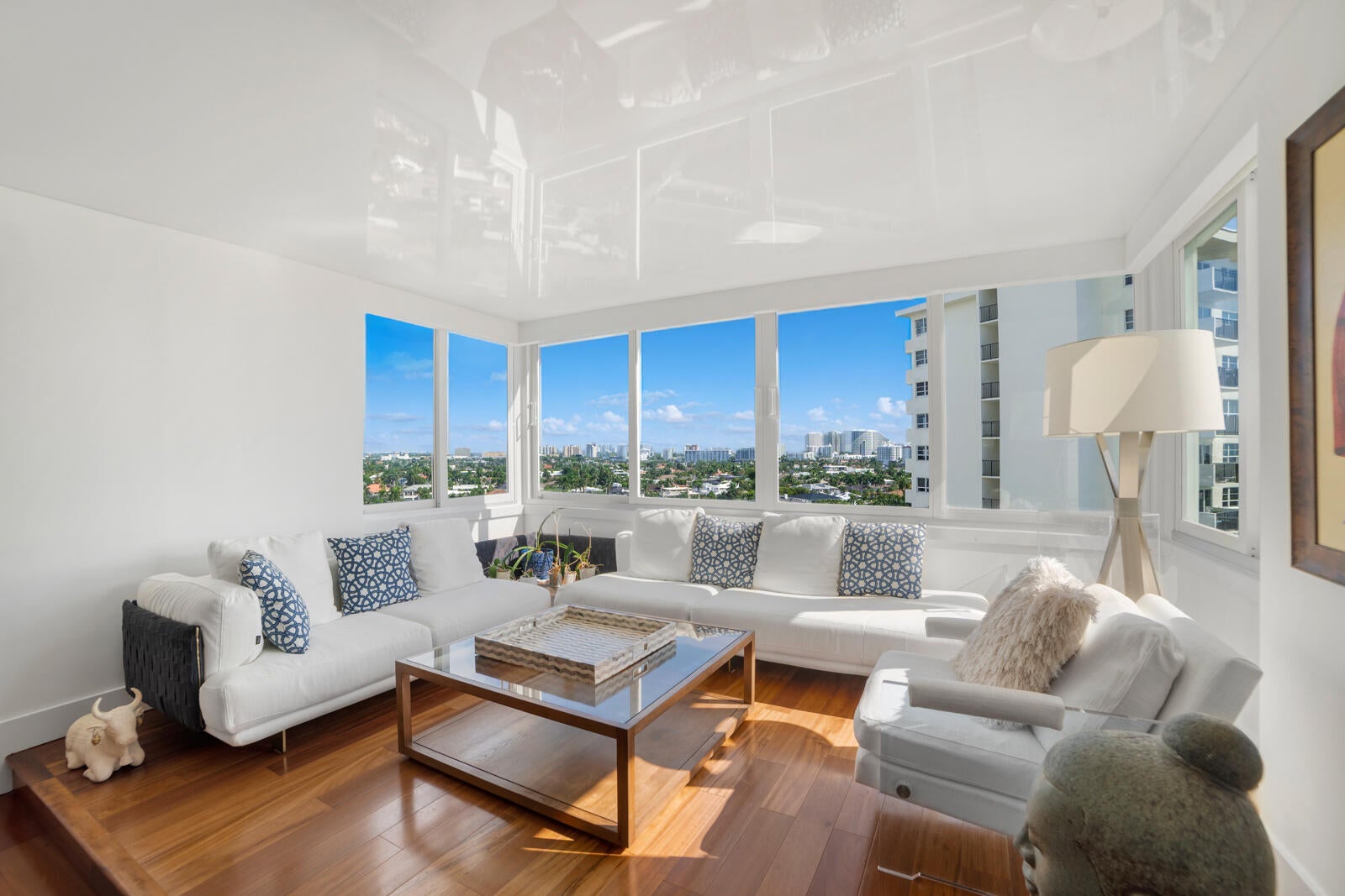 333 Sunset Drive 1005