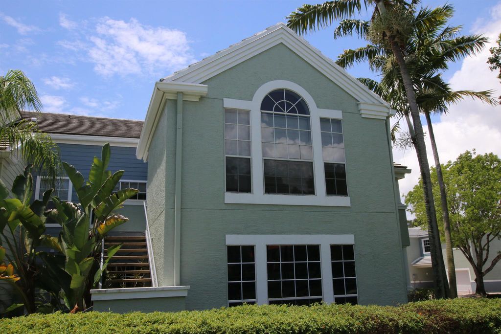 Photo of 1205 Crystal Way #P, Delray Beach, FL 33444 (MLS # R10959369)