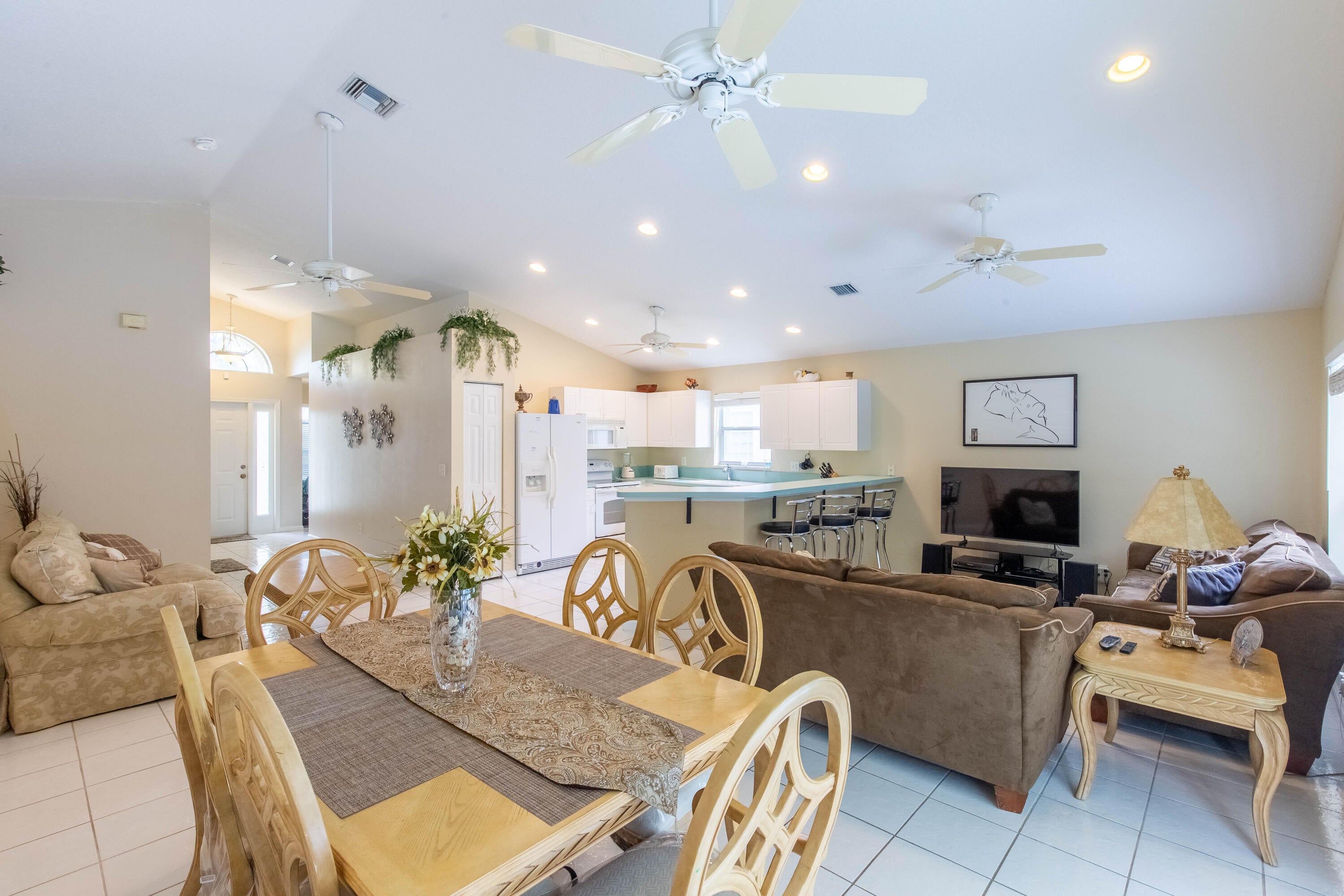 Properties 1869 BARNSTABLE Road