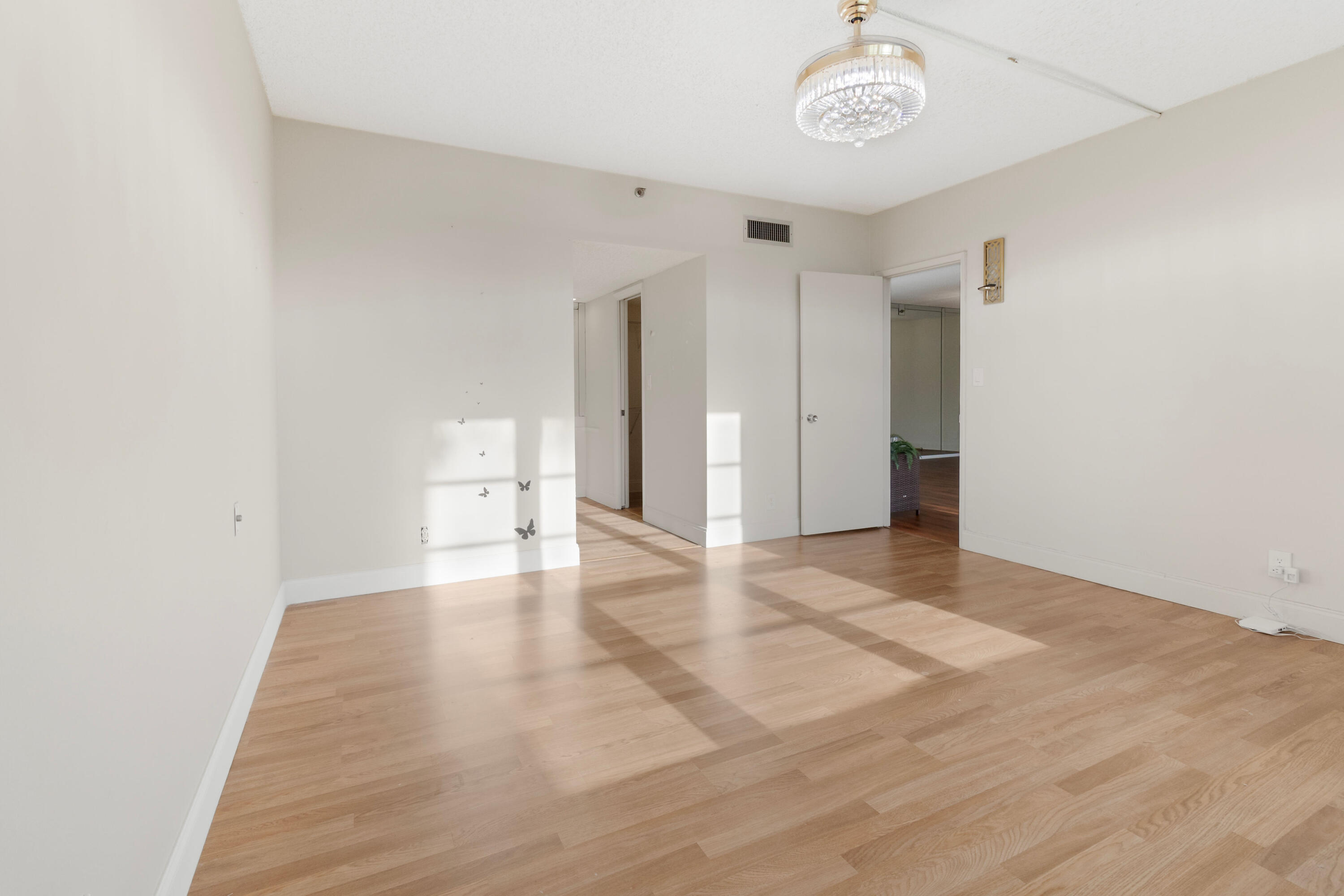 NO 117 PALM-AIRE COUNTRY CLUB - Residential