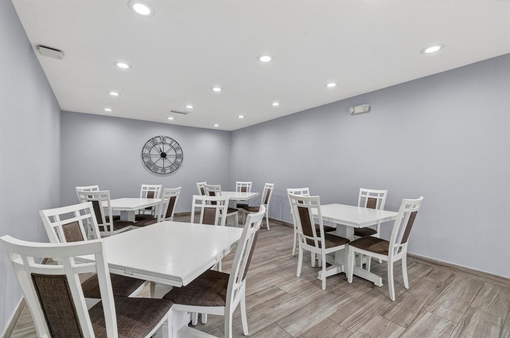 NO 117 PALM-AIRE COUNTRY CLUB - Residential