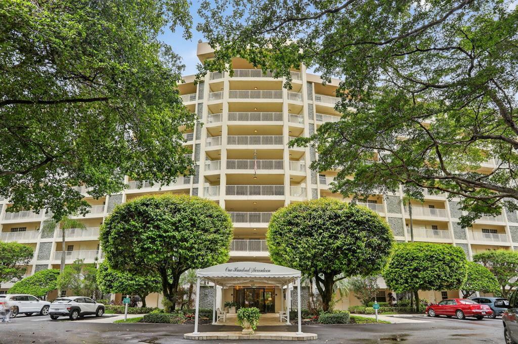 NO 117 PALM-AIRE COUNTRY CLUB - Residential