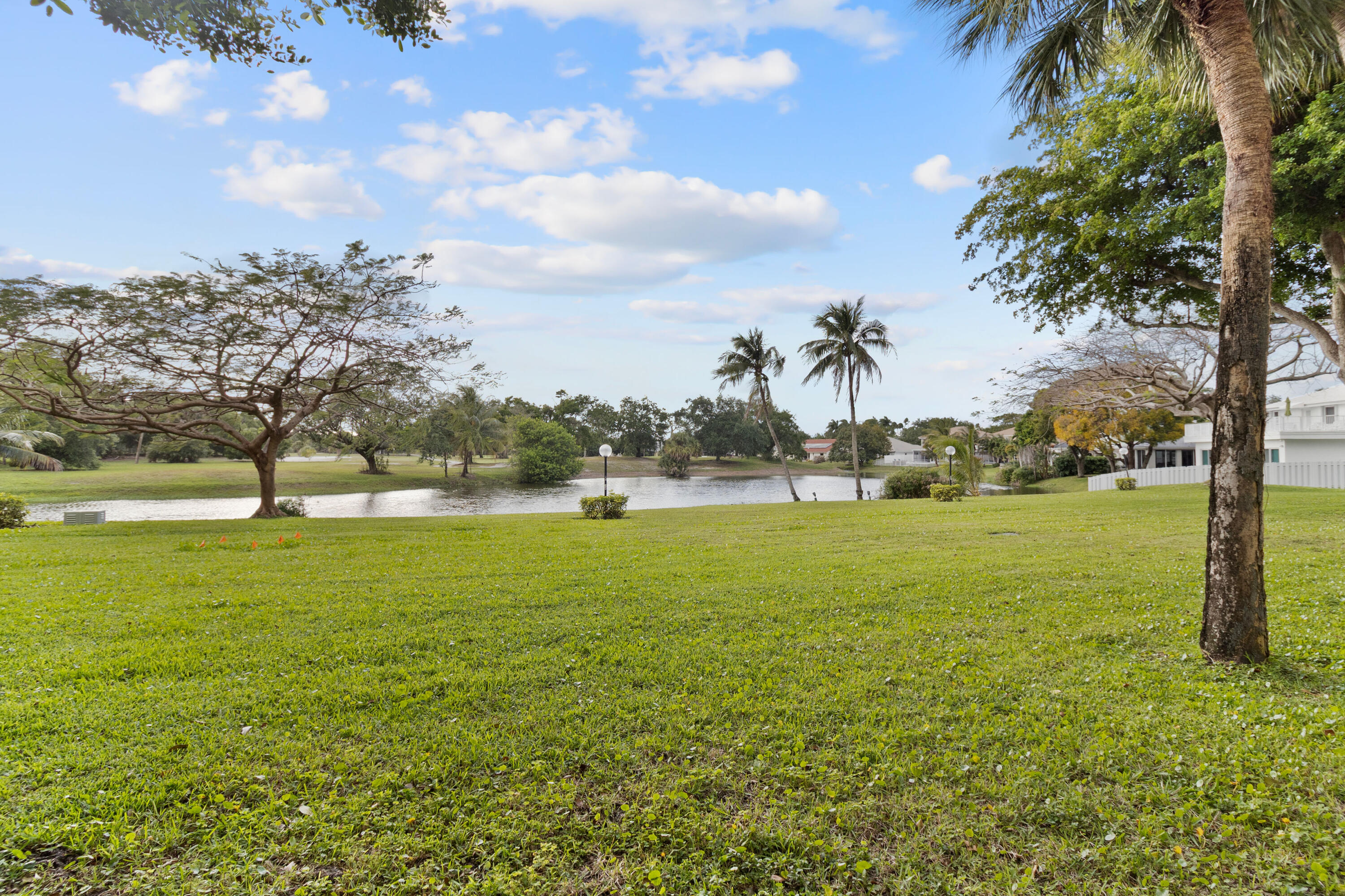 NO 117 PALM-AIRE COUNTRY CLUB - Residential