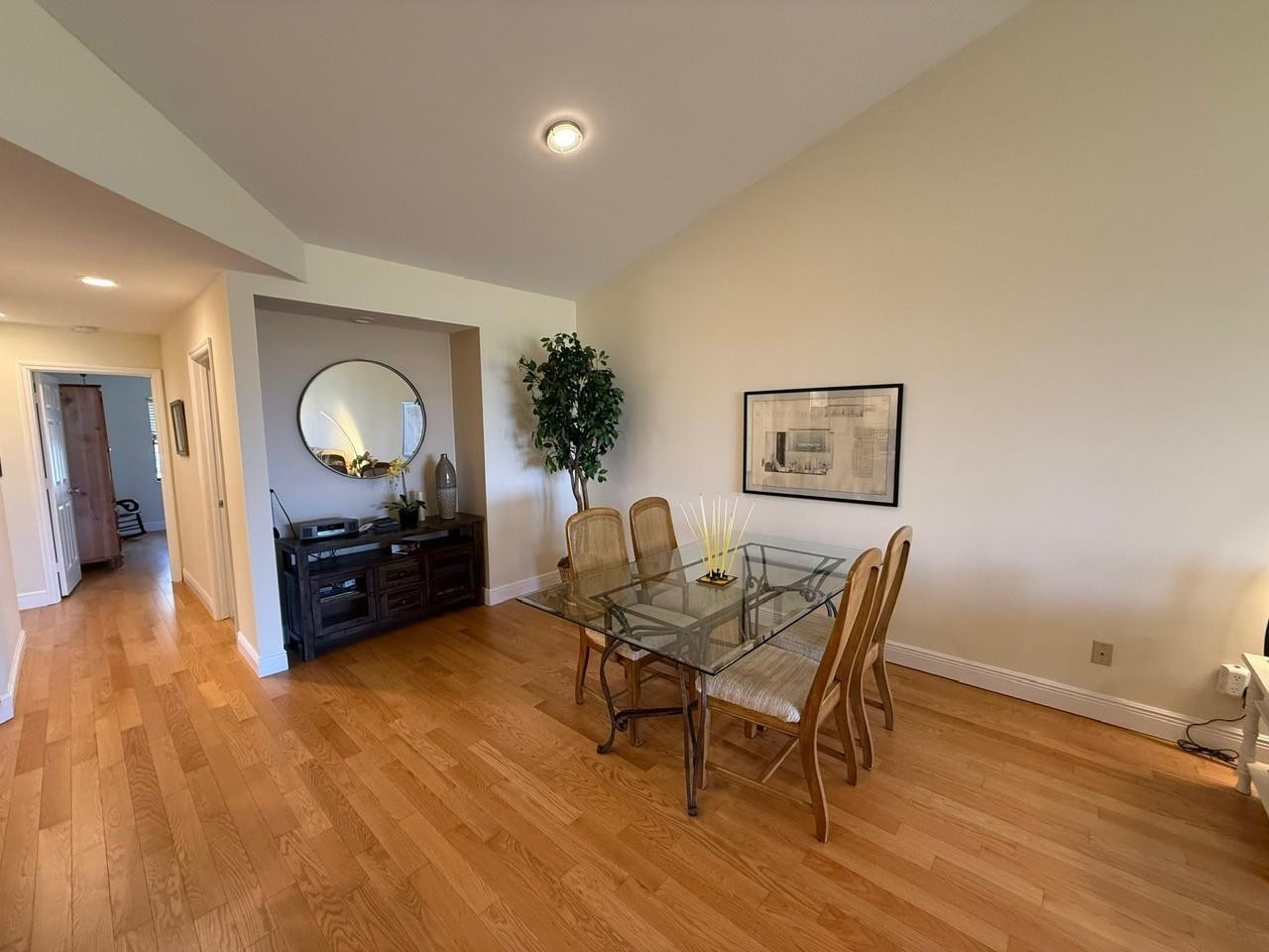 6102 SE Landing Way 13