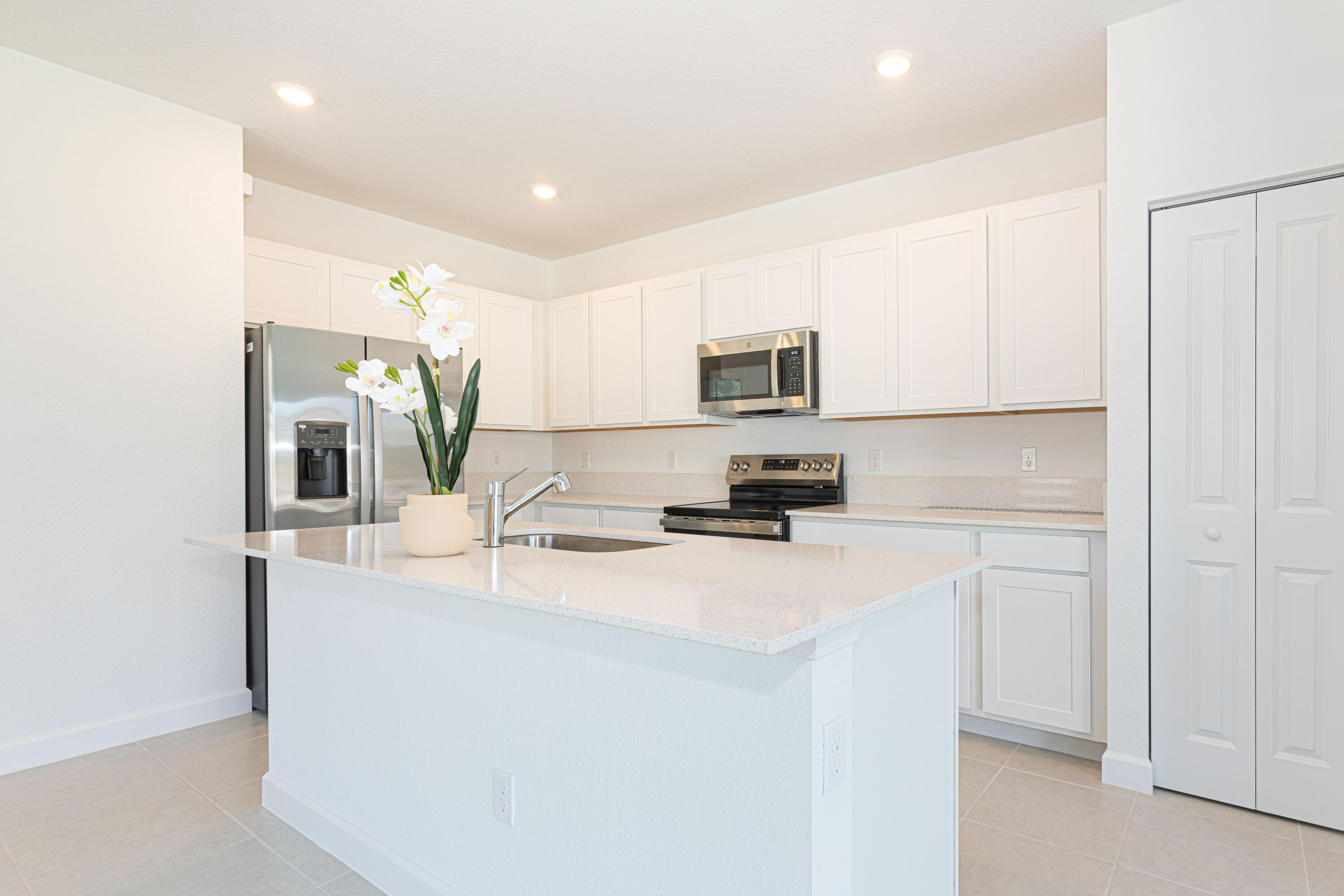 VERANDA PLAT NO. 9 - Residential Lease