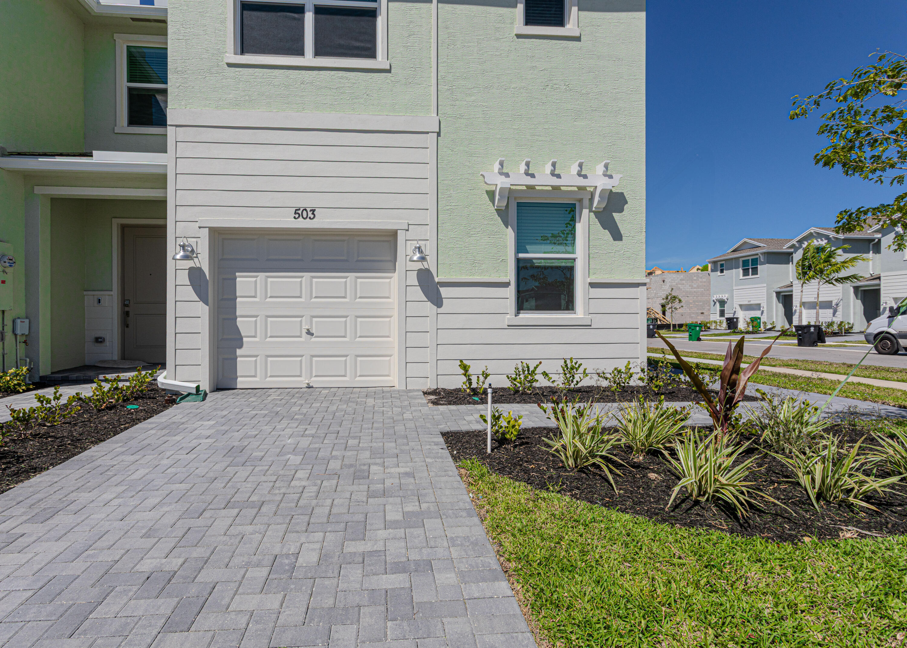 VERANDA PLAT NO. 9 - Residential Lease