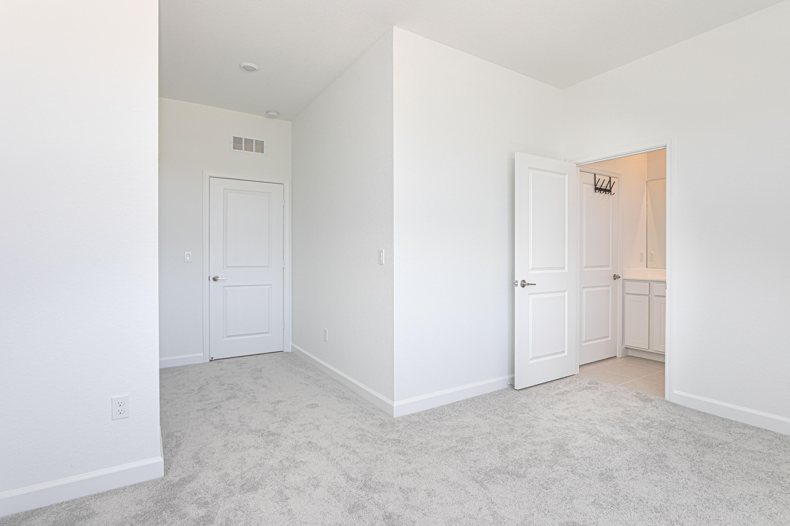 VERANDA PLAT NO. 9 - Residential Lease