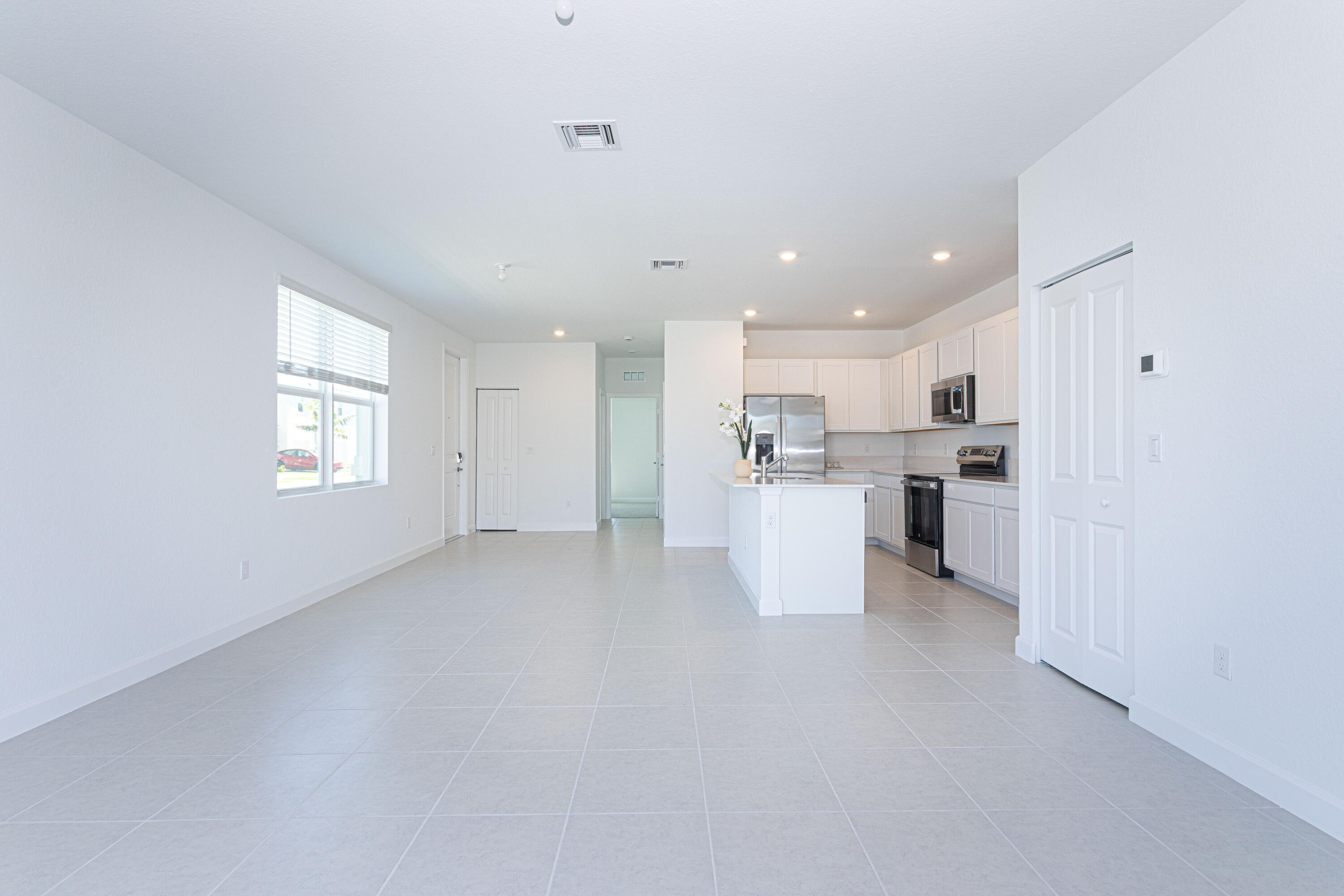VERANDA PLAT NO. 9 - Residential Lease