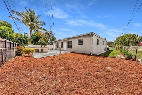 Tiny photo for 6311 SW 2ND Street, Margate, FL 33068 (MLS # B26090056)