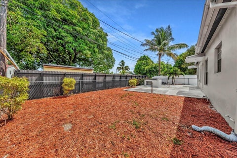 Tiny photo for 6311 SW 2ND Street, Margate, FL 33068 (MLS # B26090056)