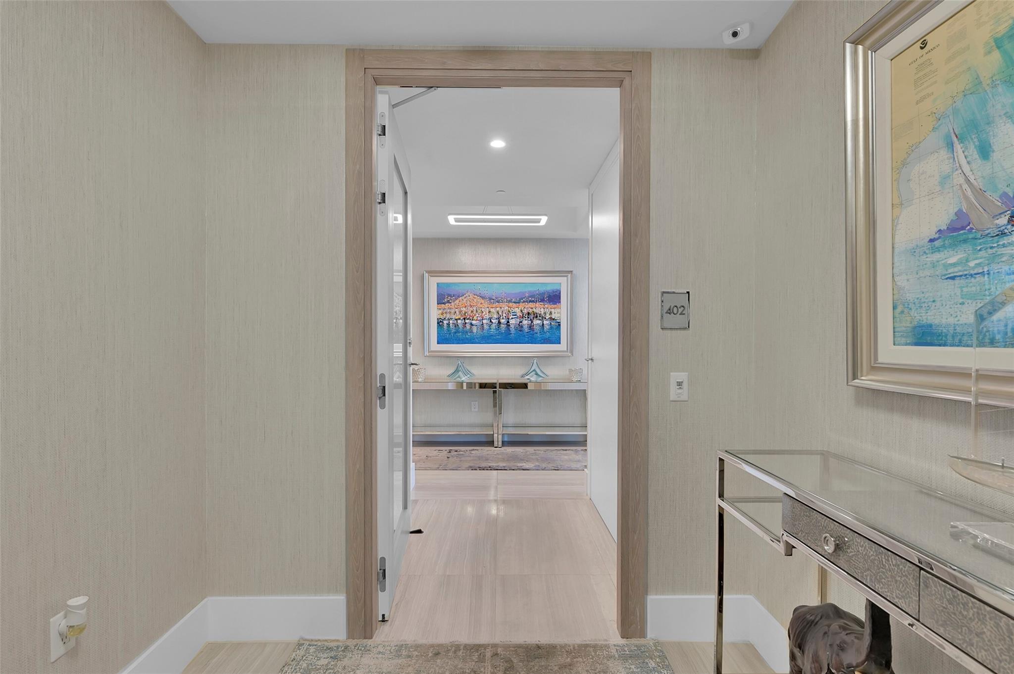 353 Sunset Dr 402
