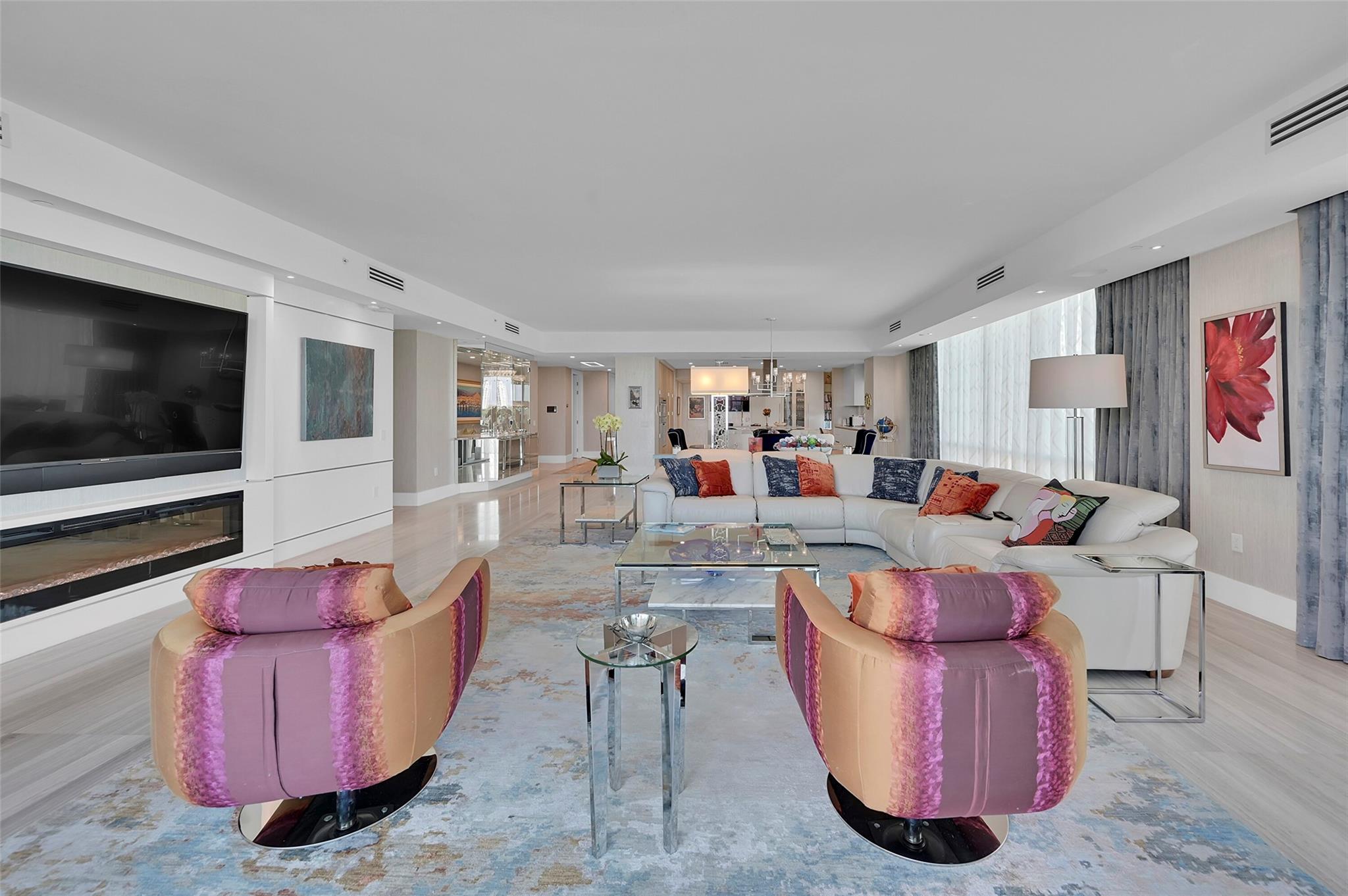 353 SUNSET - Residential