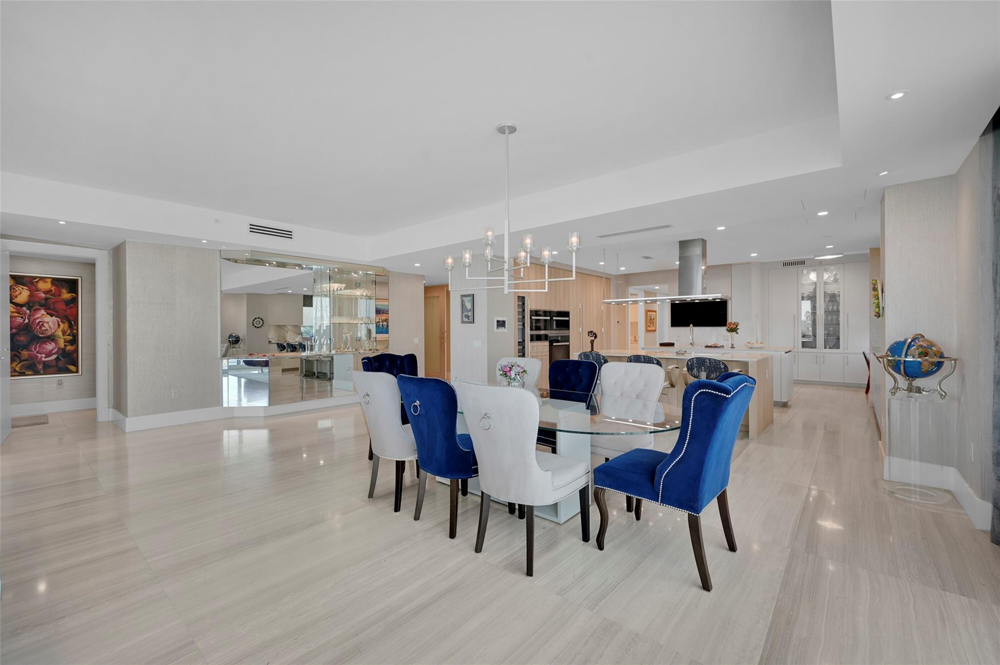 353 SUNSET - Residential