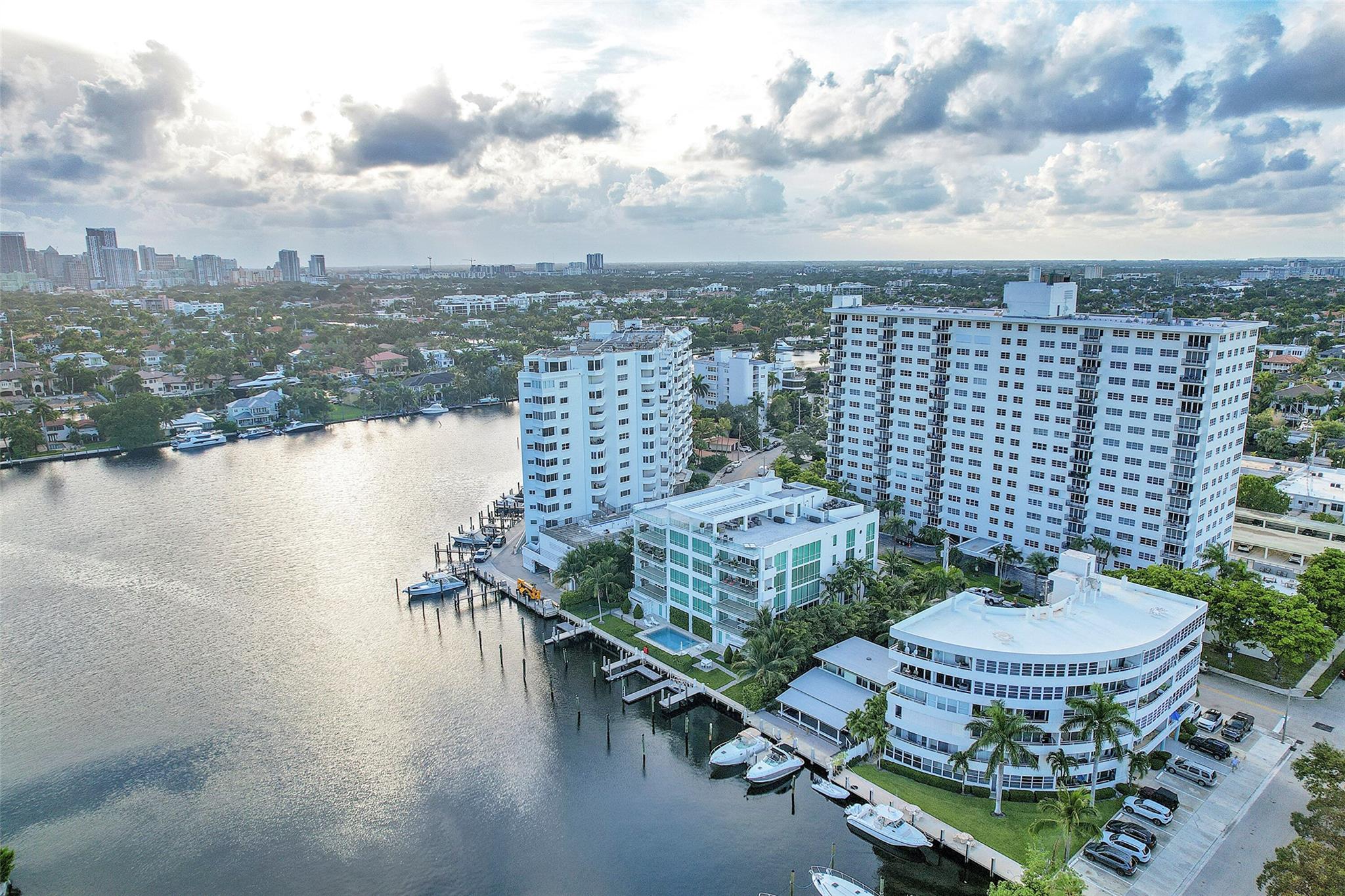 353 SUNSET - Residential