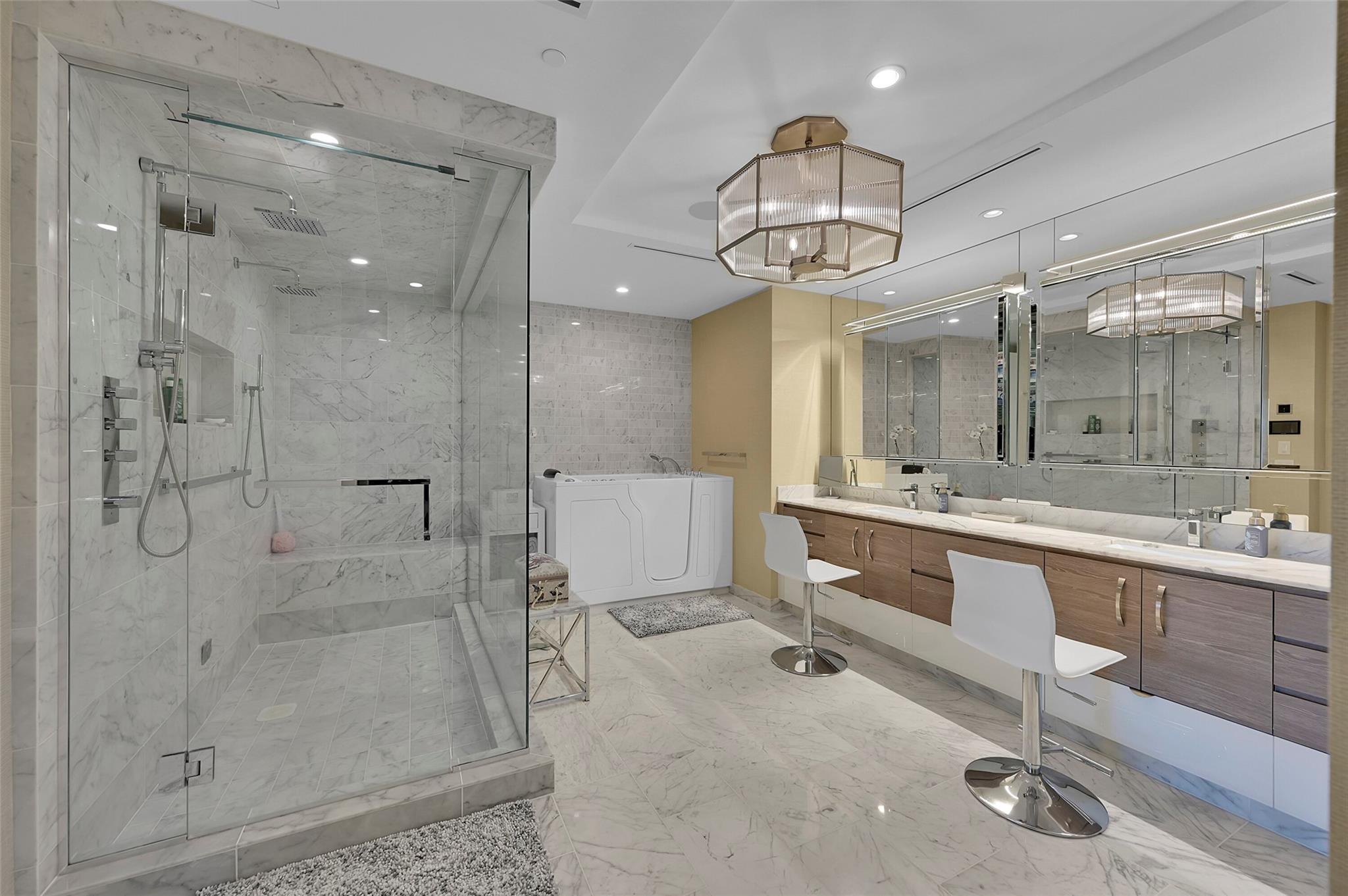 353 SUNSET - Residential