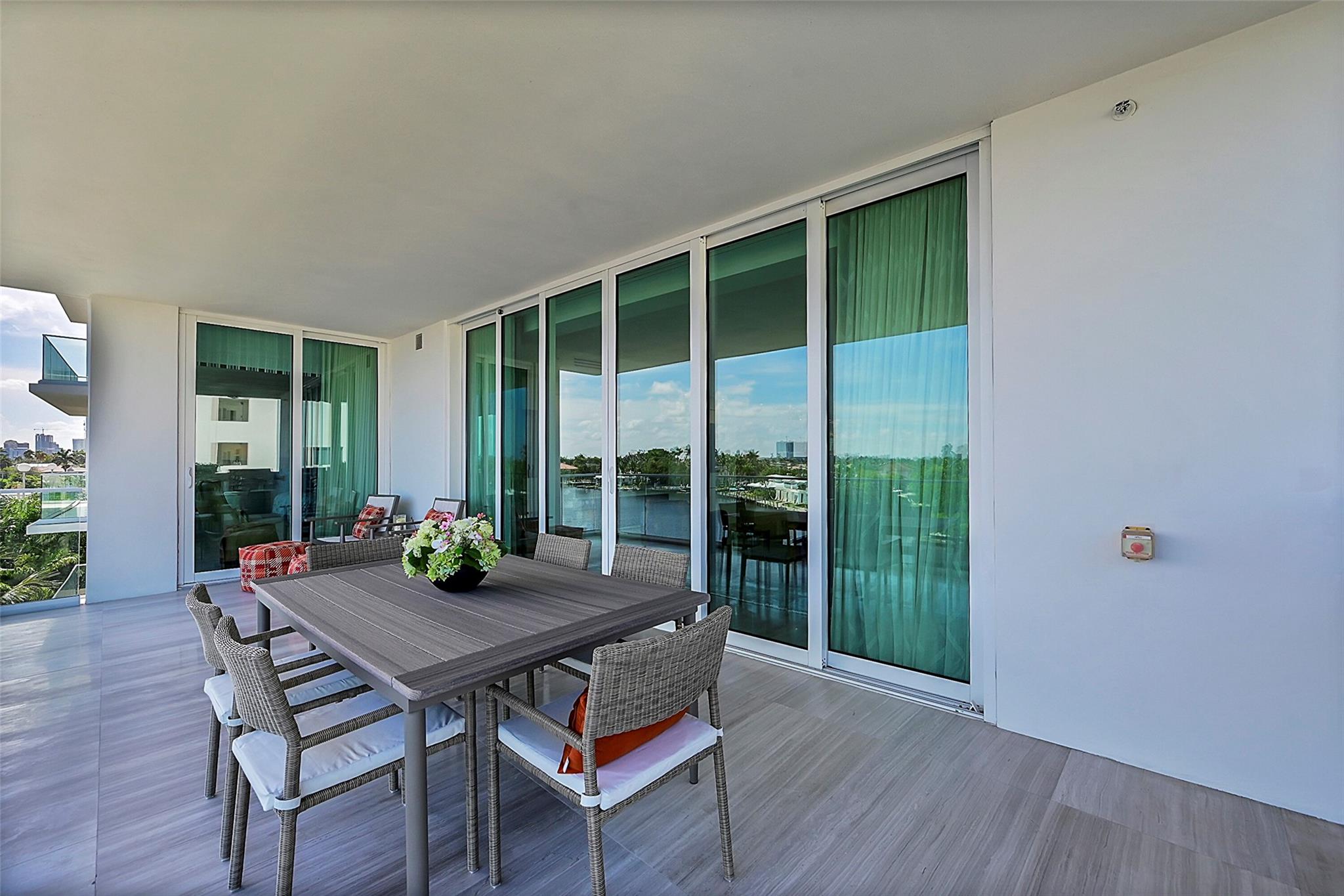 353 SUNSET - Residential