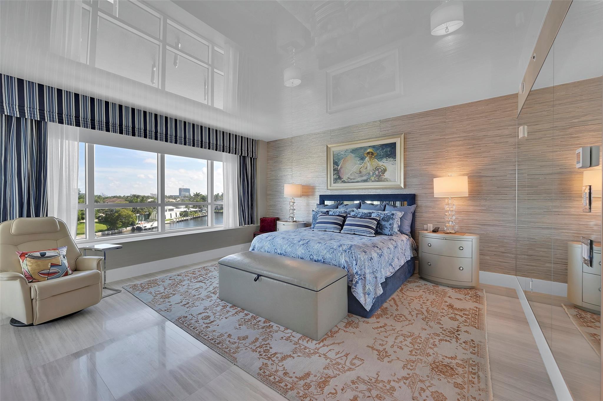 353 SUNSET - Residential