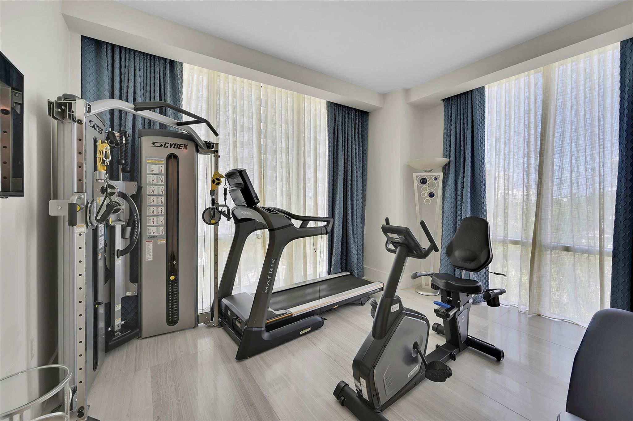 353 SUNSET - Residential