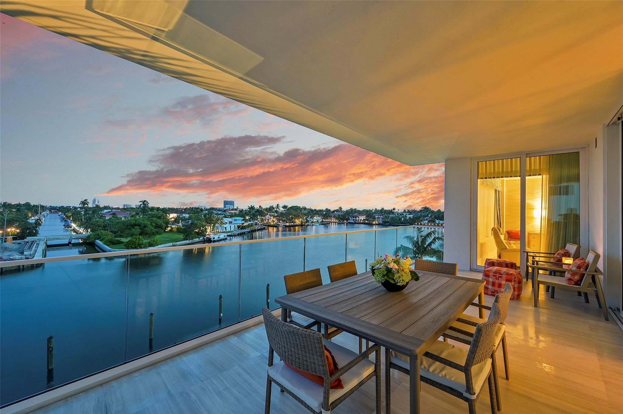 353 SUNSET - Residential