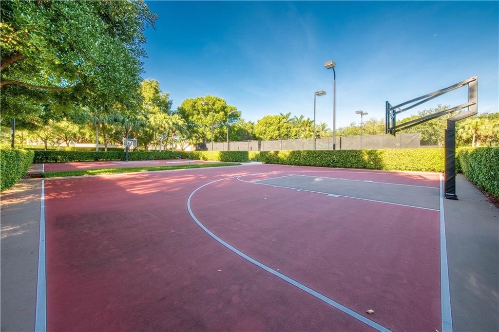 Riviera Isles II 170-53 B - Residential