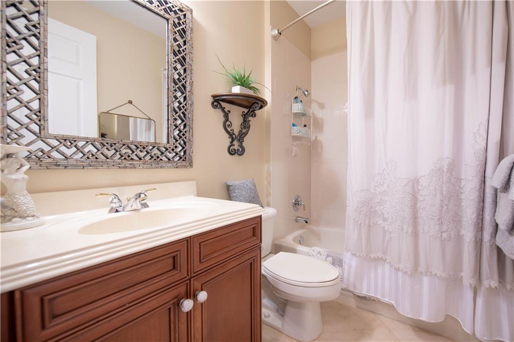 Riviera Isles II 170-53 B - Residential