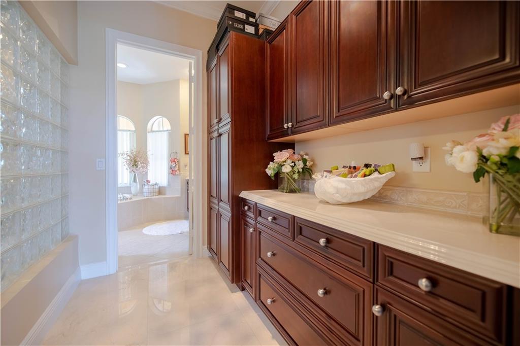 Riviera Isles II 170-53 B - Residential