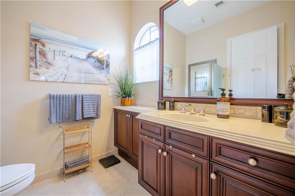 Riviera Isles II 170-53 B - Residential