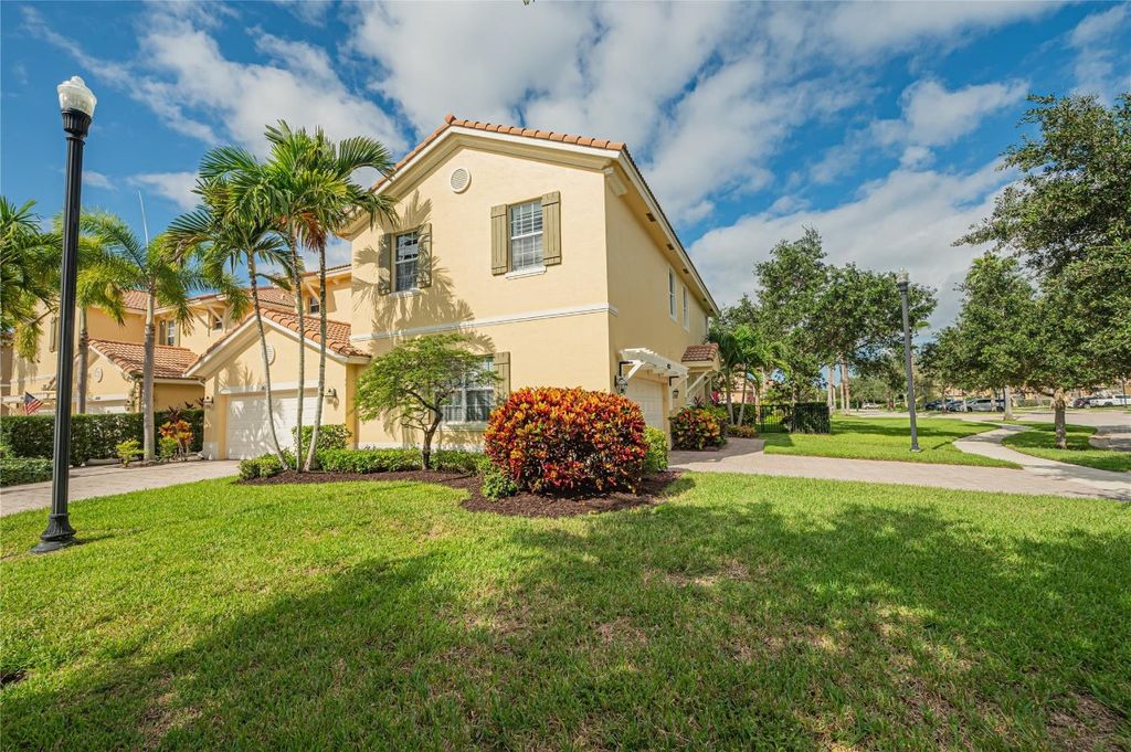 Photo of 4652 Cadiz Circle, Palm Beach Gardens, FL 33418 (MLS # F10527404)