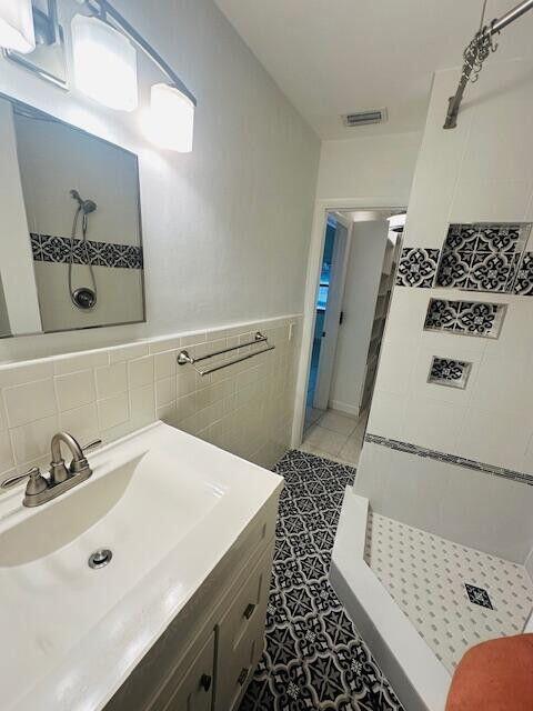 BANYAN TREE VILLAGE CONDO - Residential Lease
