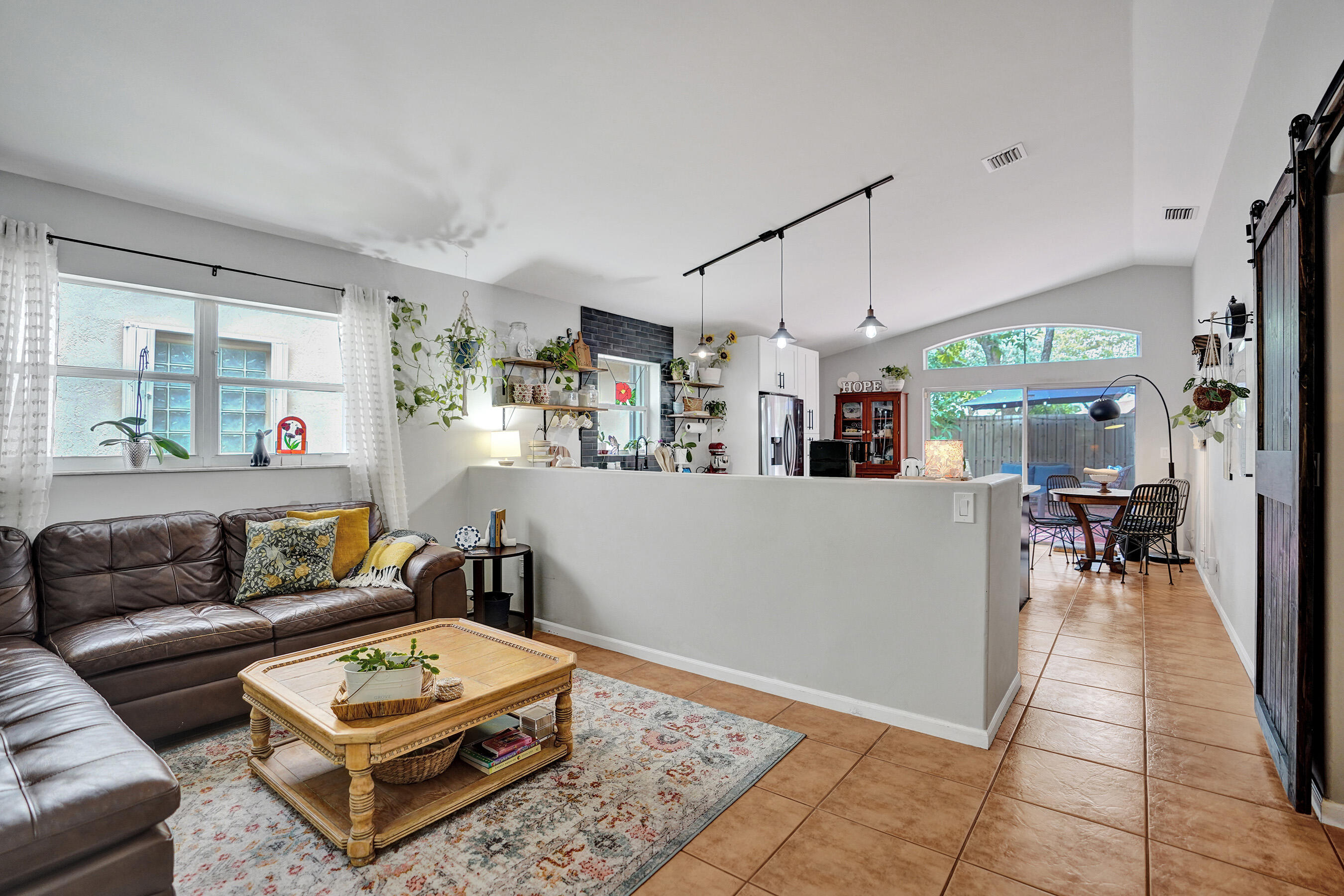 6898 Silverado Terrace