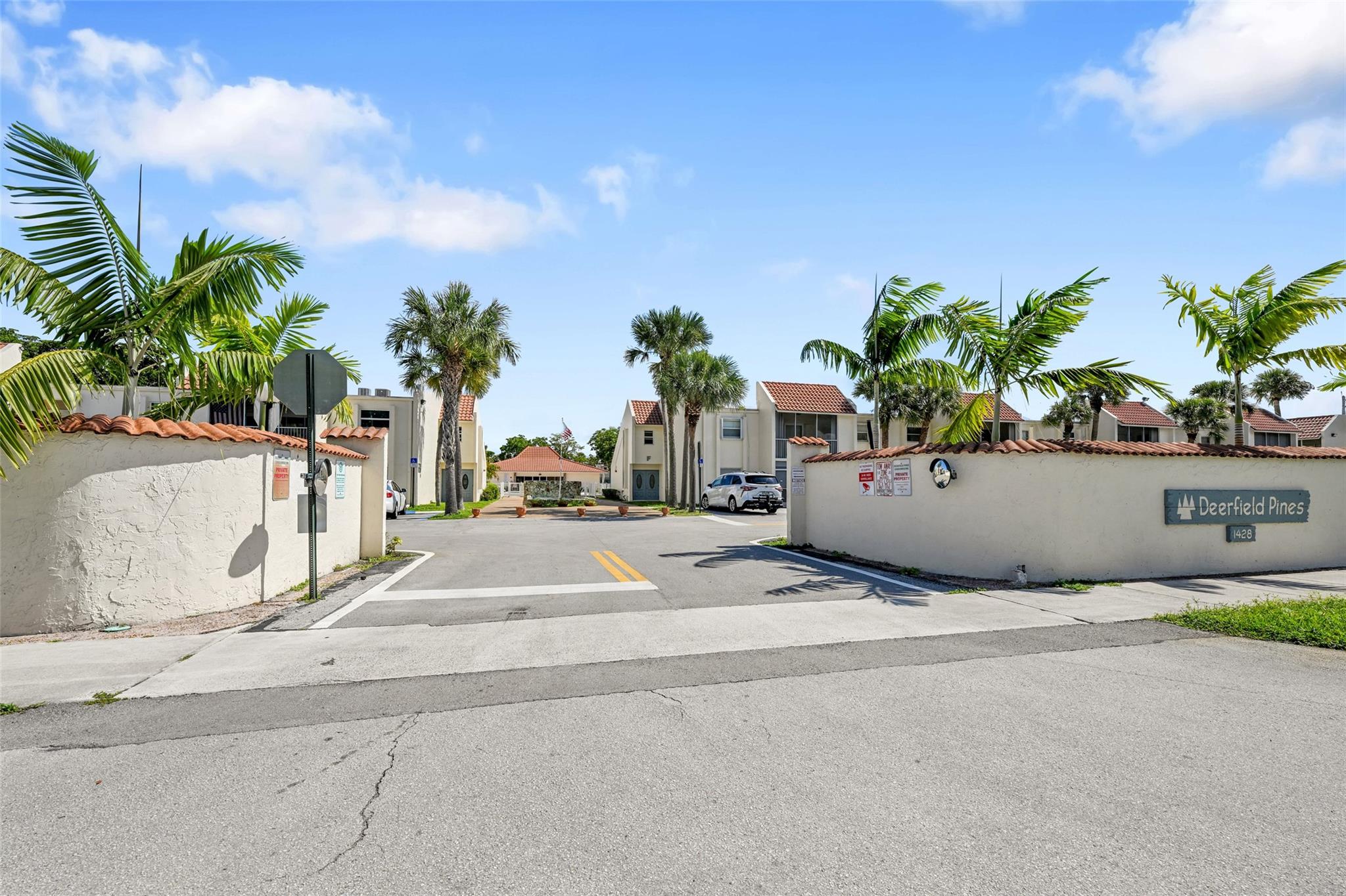 Deerfield Pines condo - Residential