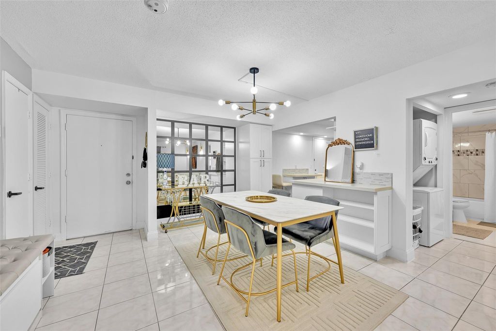 Photo of 1428 SE 4th Ave #I-167, Deerfield Beach, FL 33441 (MLS # F10533089)